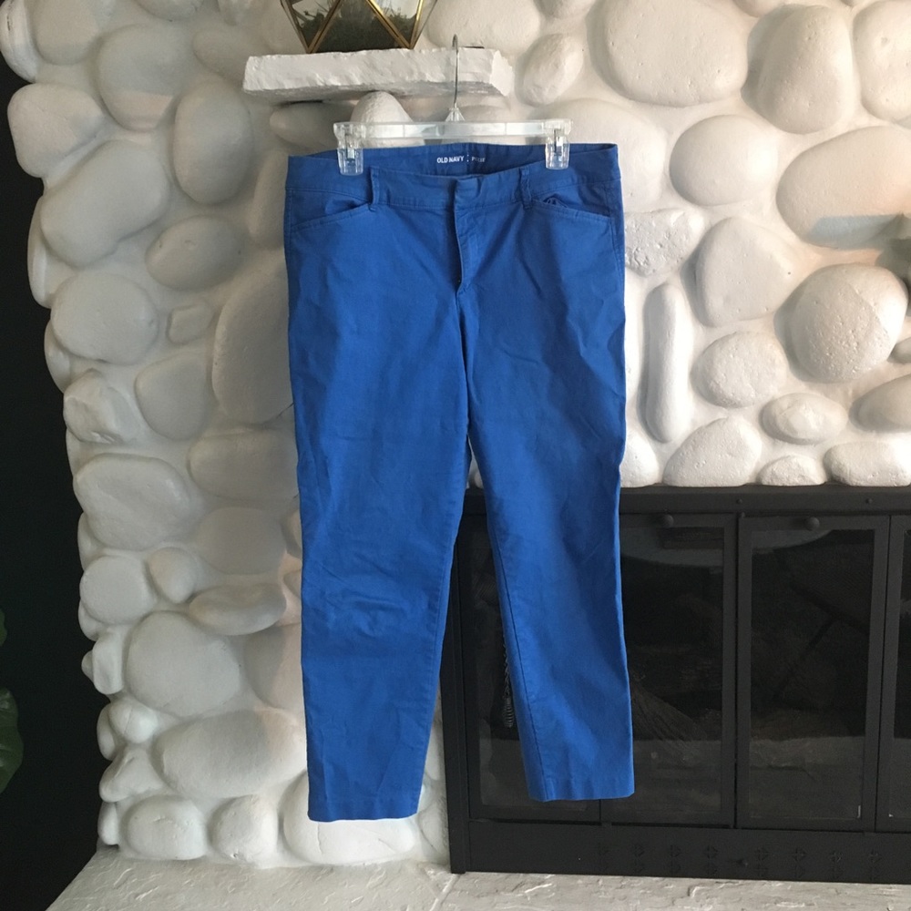Old Navy Pixie chinos in bright blue